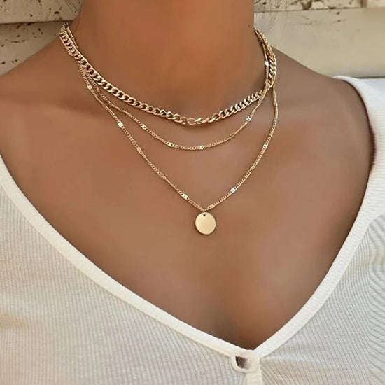 Vintage Necklace on Neck Gold Color Chain Women&
